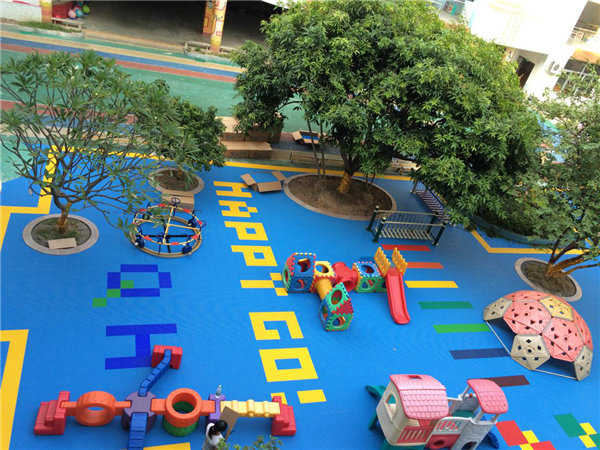 暑期幼儿园地板装修就选悬浮拼装地板